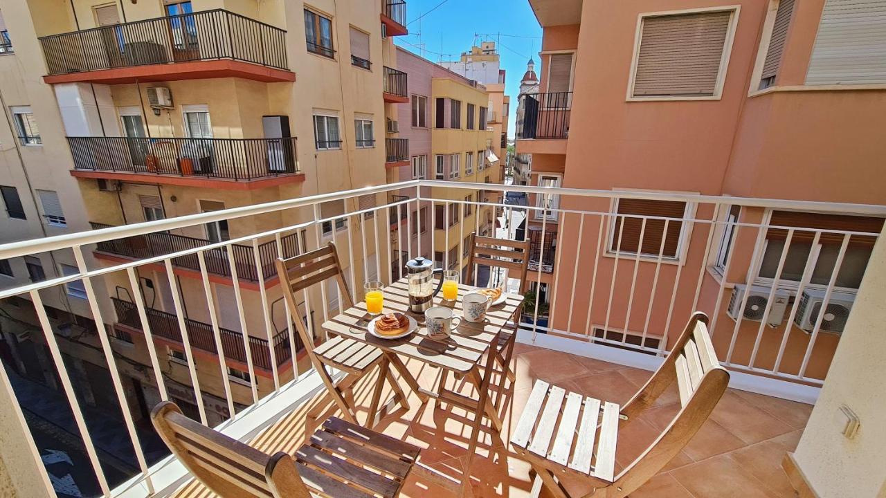 Luxury City Center Apartment By Nras Alicante Eksteriør bilde