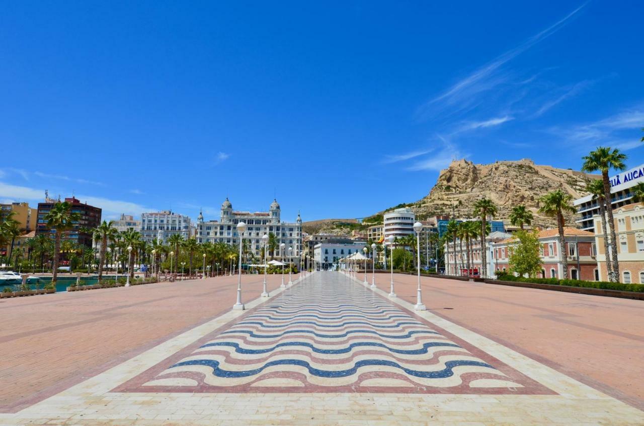 Luxury City Center Apartment By Nras Alicante Eksteriør bilde